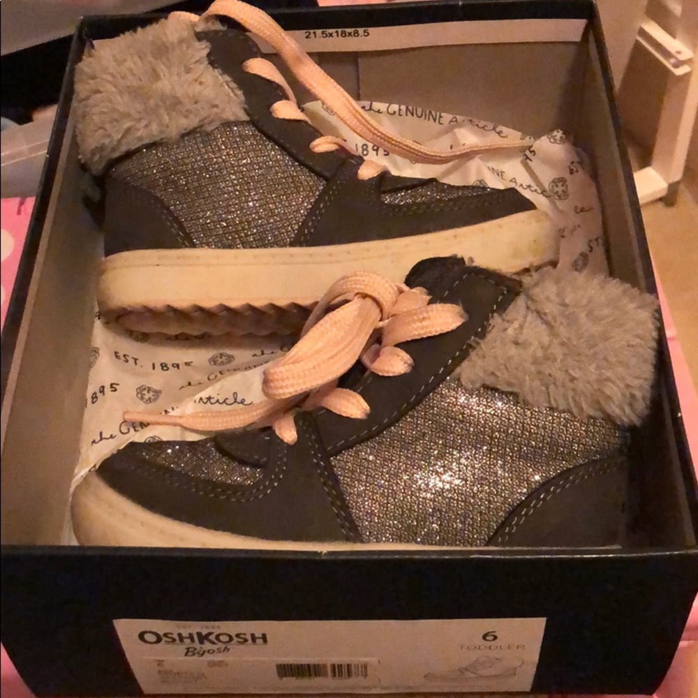Osh Kosh B’Gosh Sporty Fur Boots
